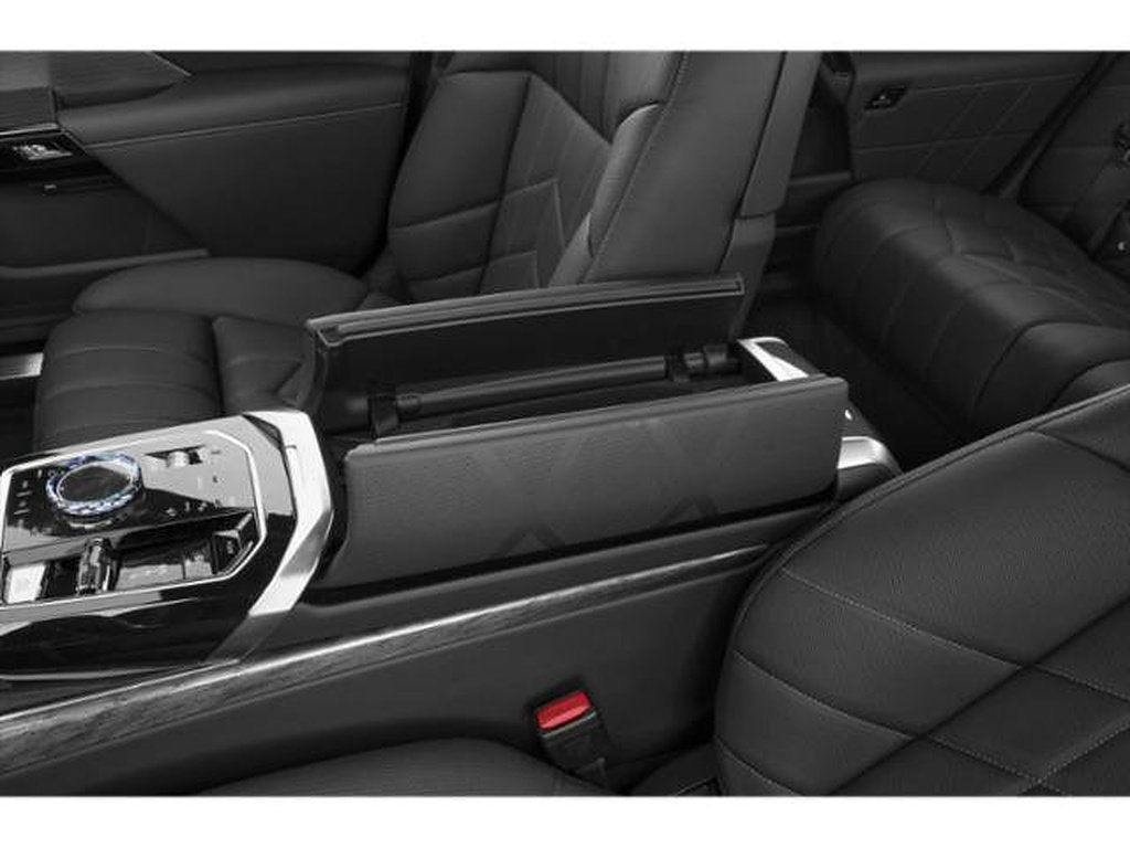 New 2026 BMW i7 eDrive50 w/ M Sport Package RWD image 16