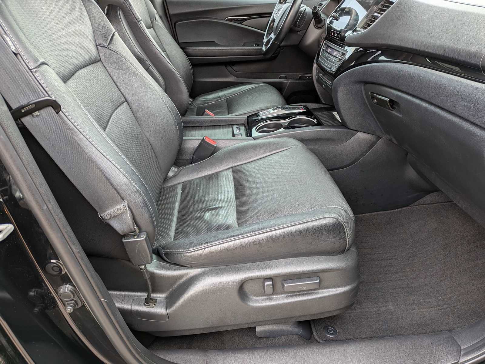 Used 2021 Honda Pilot Elite image 19