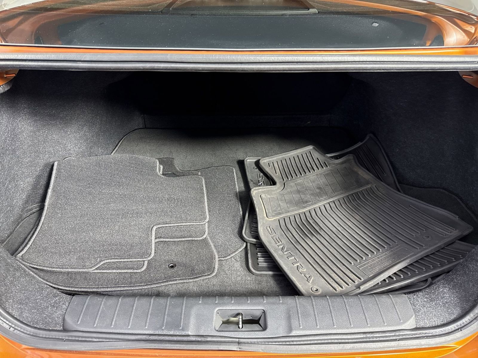 Certified 2022 Nissan Sentra SR image 33