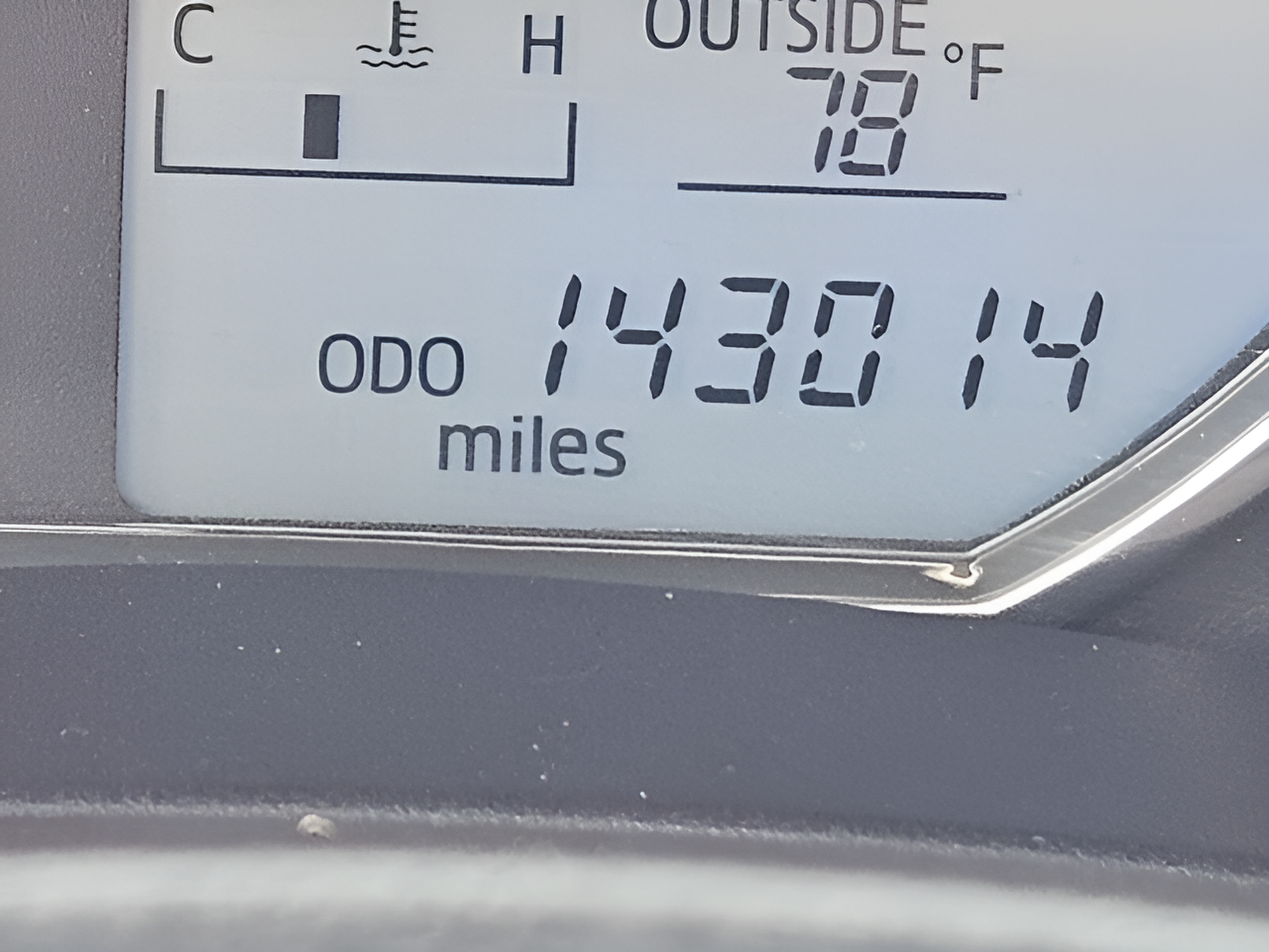 Used 2015 Toyota Corolla L FWD image 21