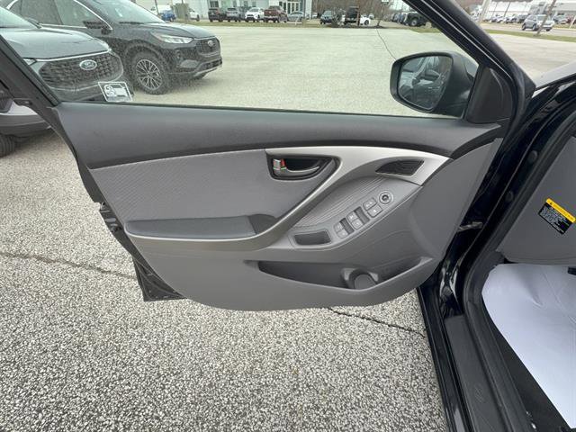 Used 2013 Hyundai Elantra GLS w/ Preferred Pkg FWD image 11