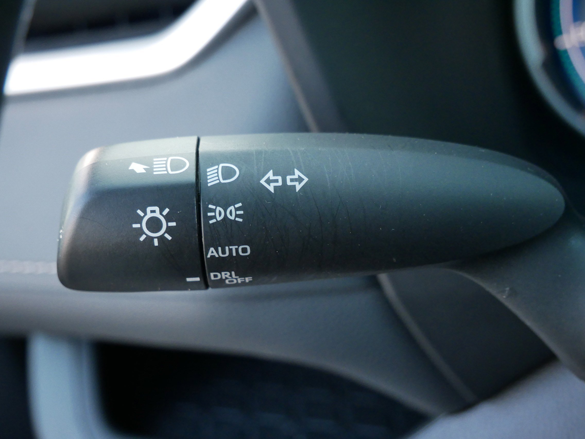 Used 2025 Toyota RAV4 XLE image 33