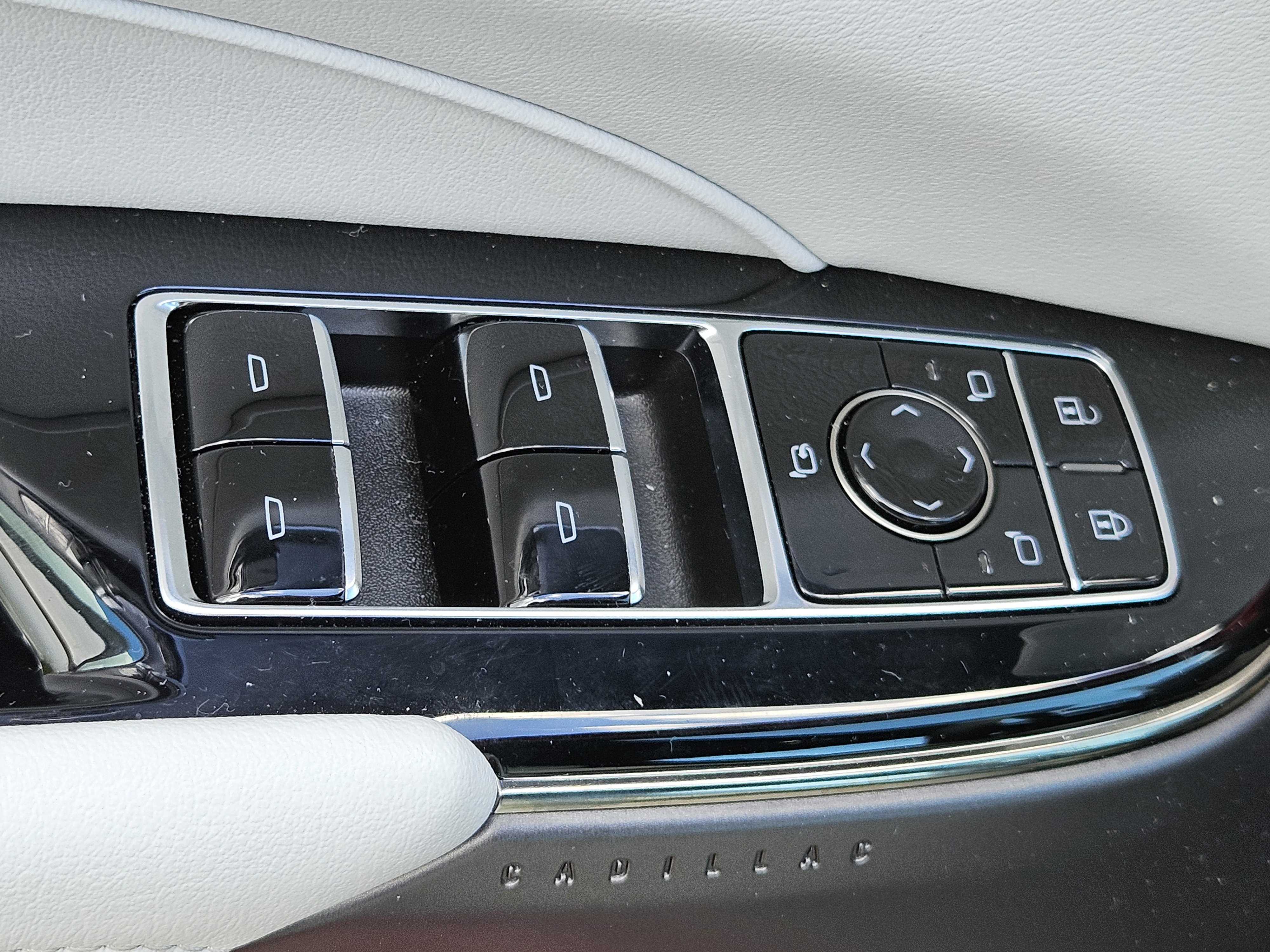 New 2025 Cadillac Lyriq Sport image 20