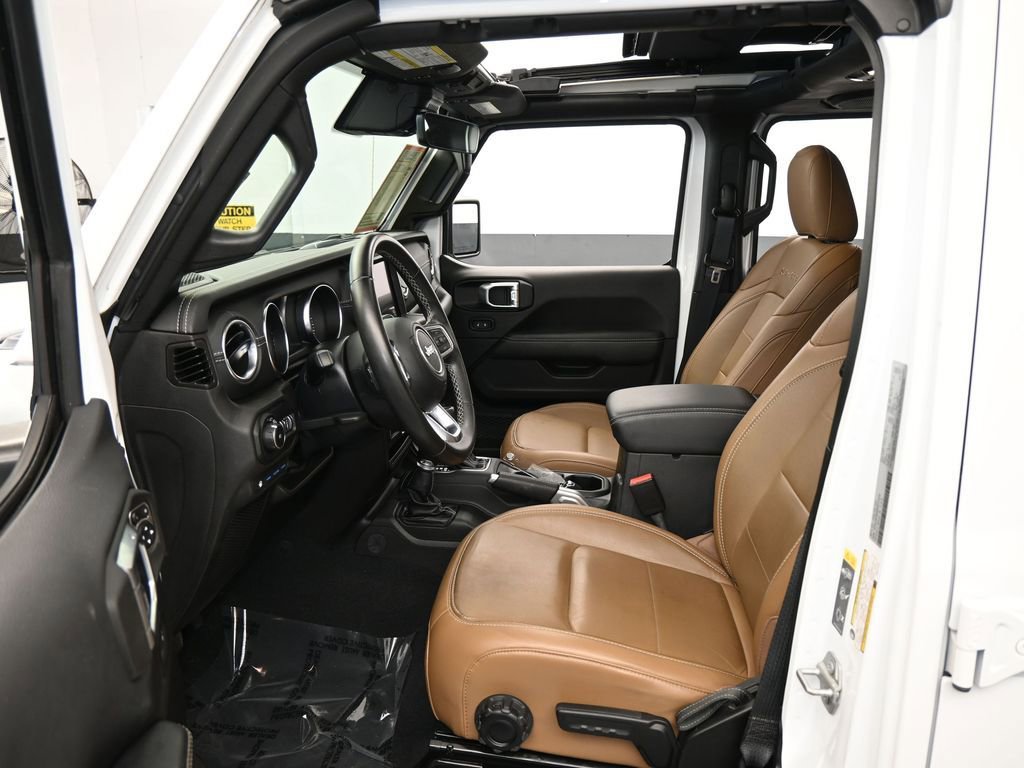 Used 2022 Jeep Wrangler Unlimited Sahara w/ Safety Group image 11
