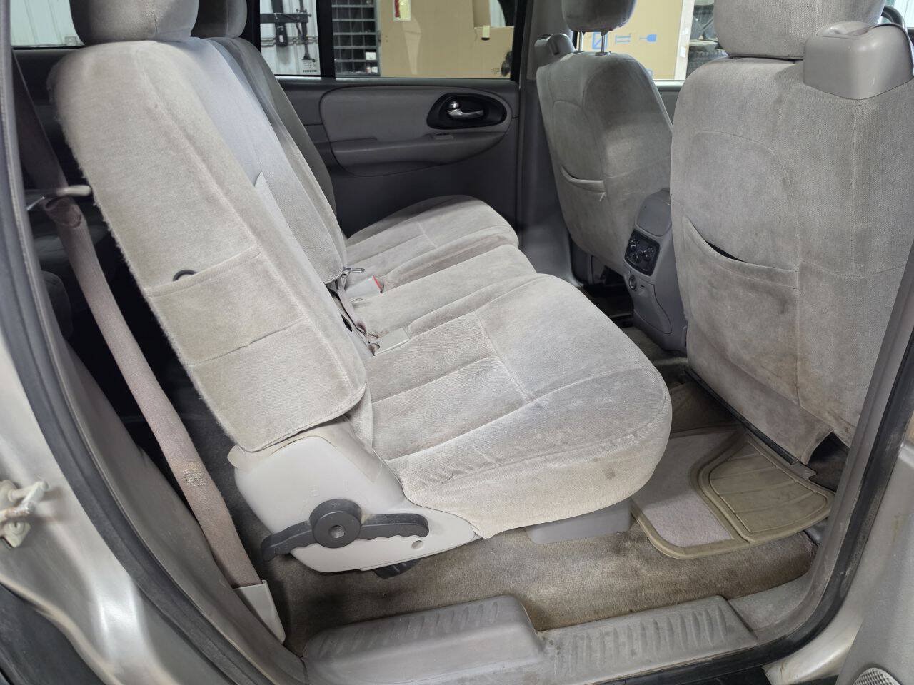 Used 2005 Chevrolet TrailBlazer EXT 4WD w/ LS Preferred Equipment Group image 18