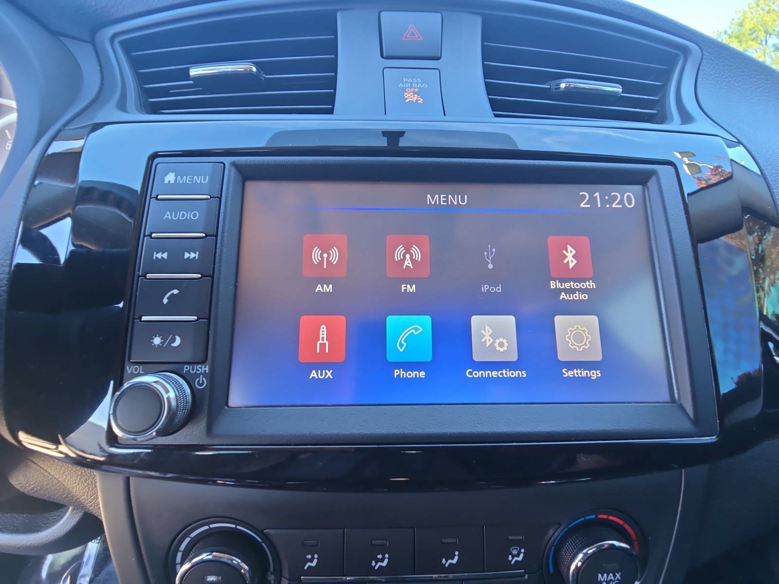 Used 2019 Nissan Sentra S FWD image 21