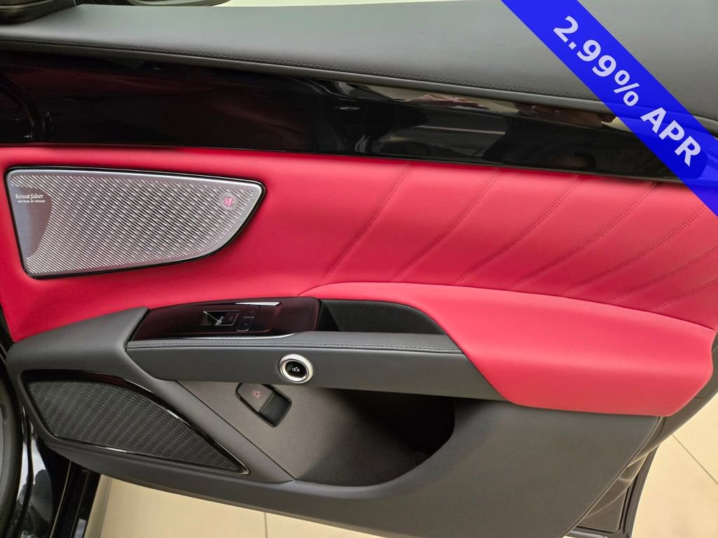 New 2025 Maserati Grecale Modena image 25