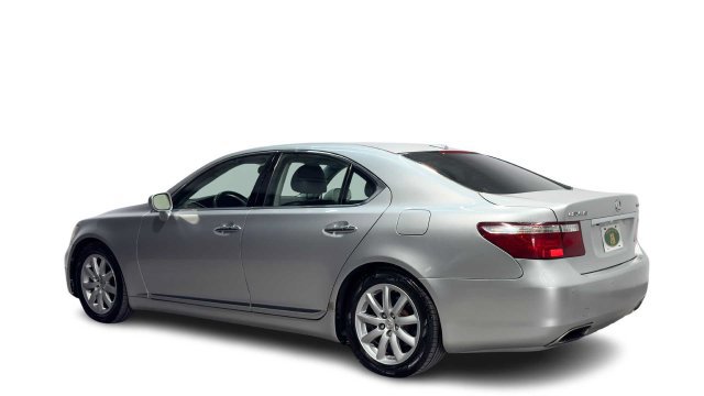 Used 2007 Lexus LS 460 RWD image 4