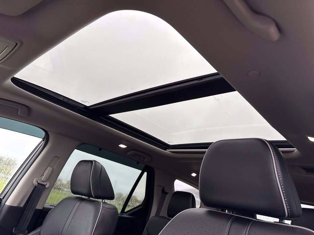 Used 2023 Honda Pilot Elite image 6