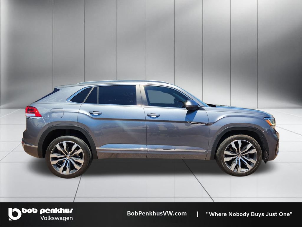Used 2020 Volkswagen Atlas Cross Sport SEL R-Line AWD/4WD image 24