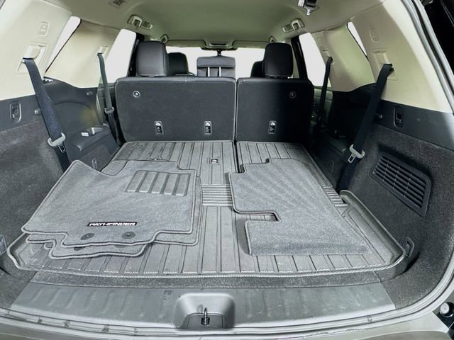 Used 2024 Nissan Pathfinder S image 27