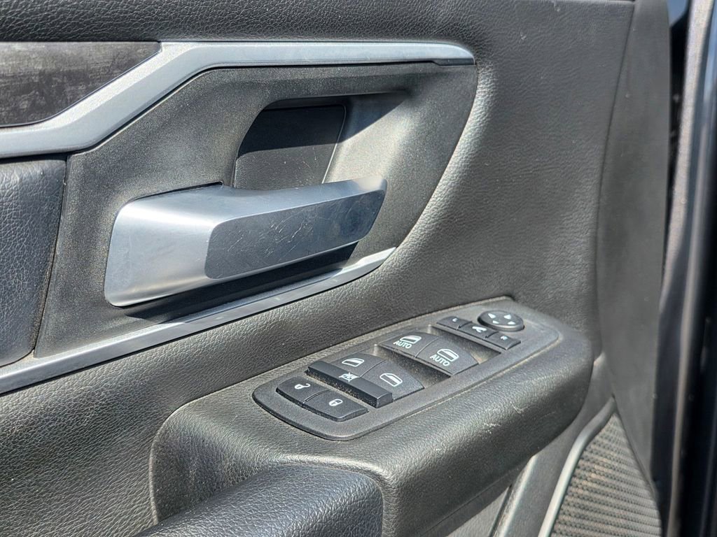 Used 2023 RAM 1500 Big Horn AWD/4WD image 15