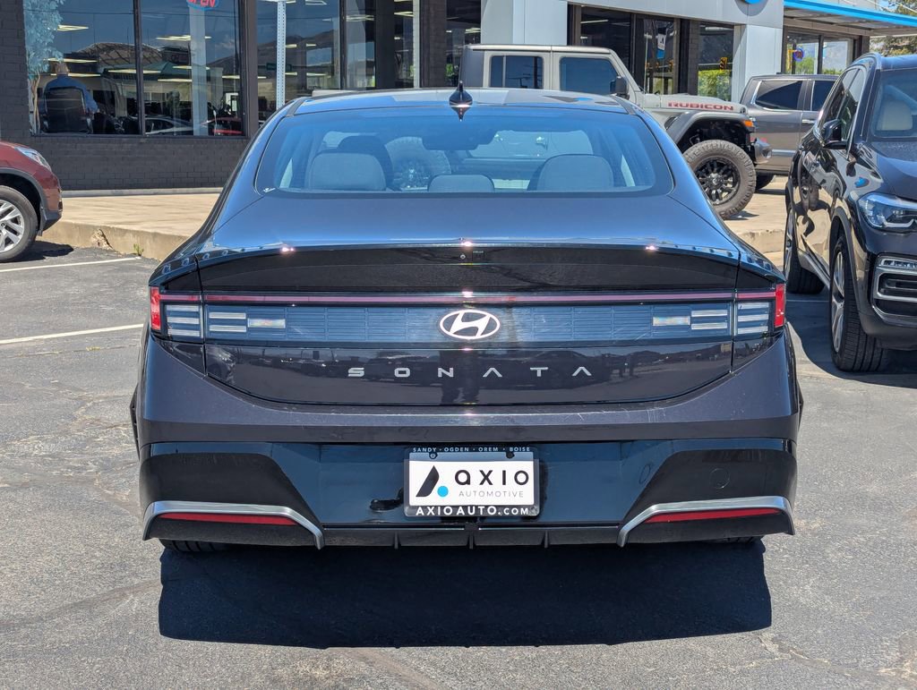 Used 2024 Hyundai Sonata SEL FWD image 6