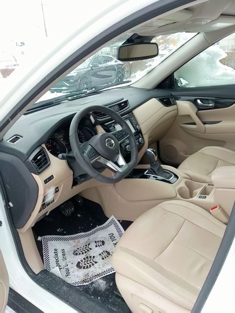 Used 2020 Nissan Rogue SL image 8