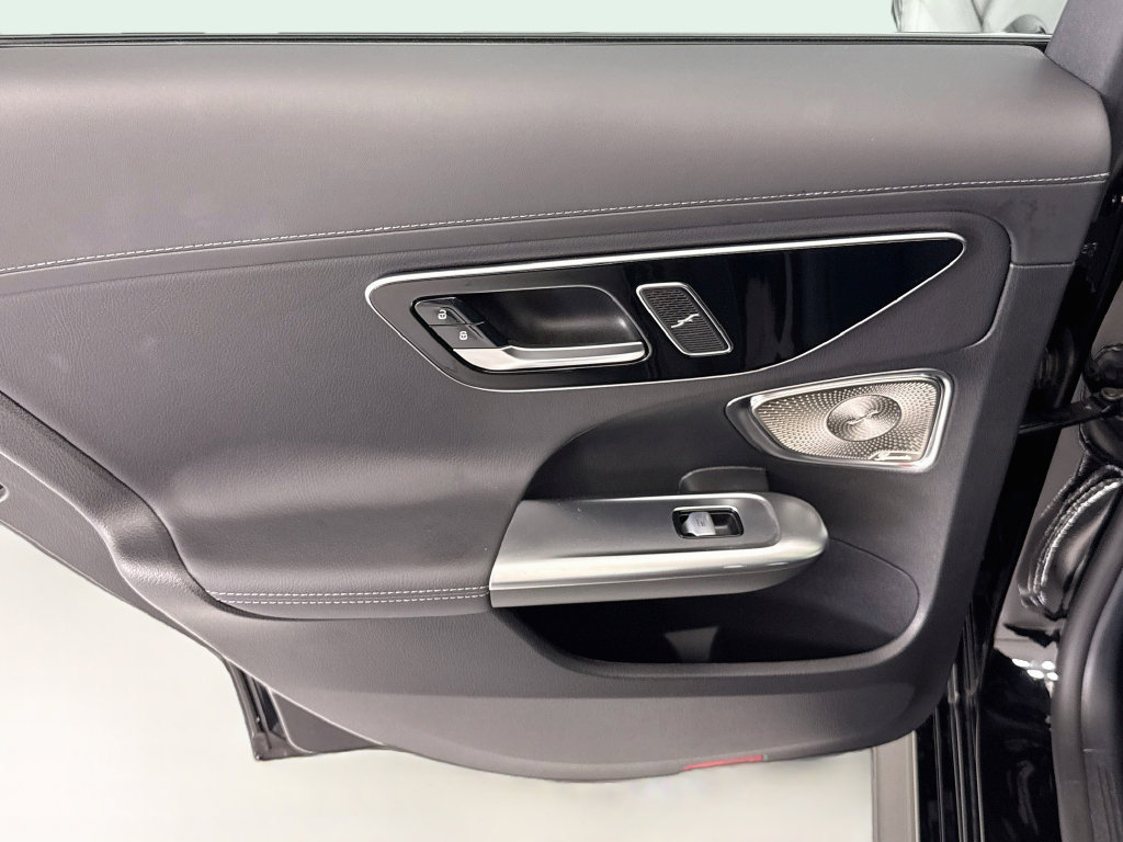 Certified 2024 Mercedes-Benz C 300 Sedan image 25
