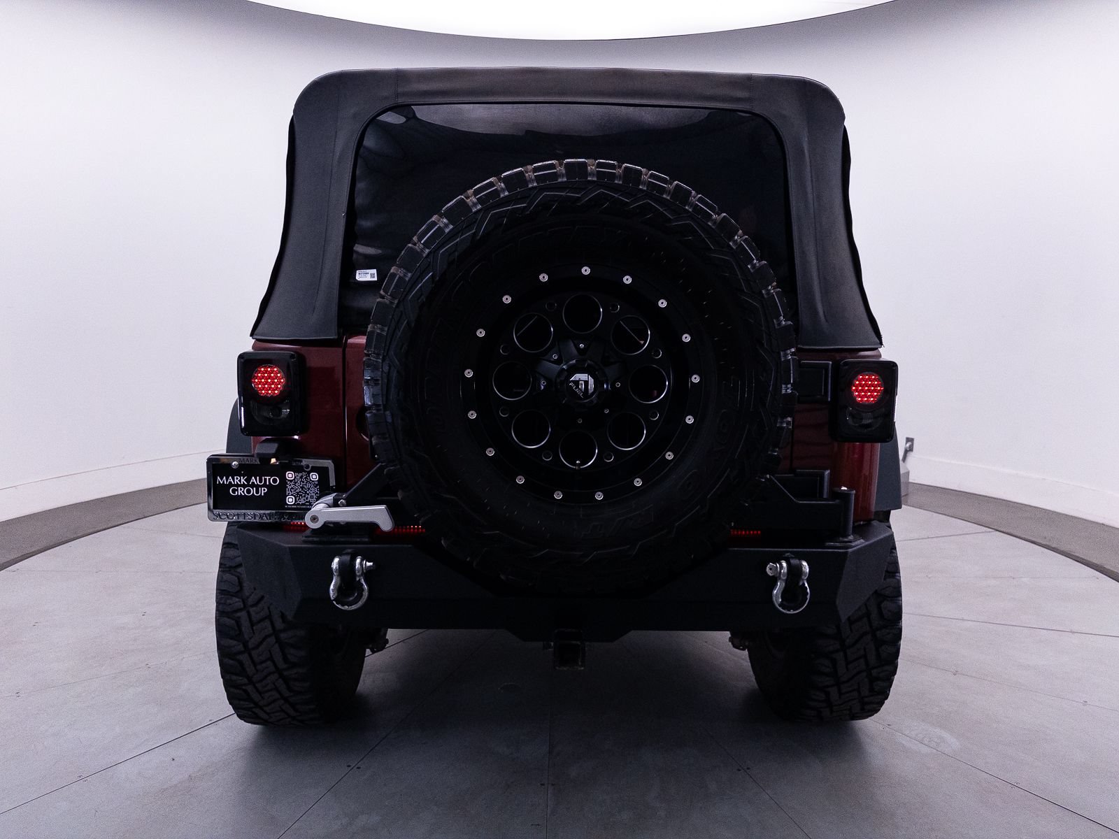 Used 2010 Jeep Wrangler Unlimited Rubicon AWD/4WD image 13
