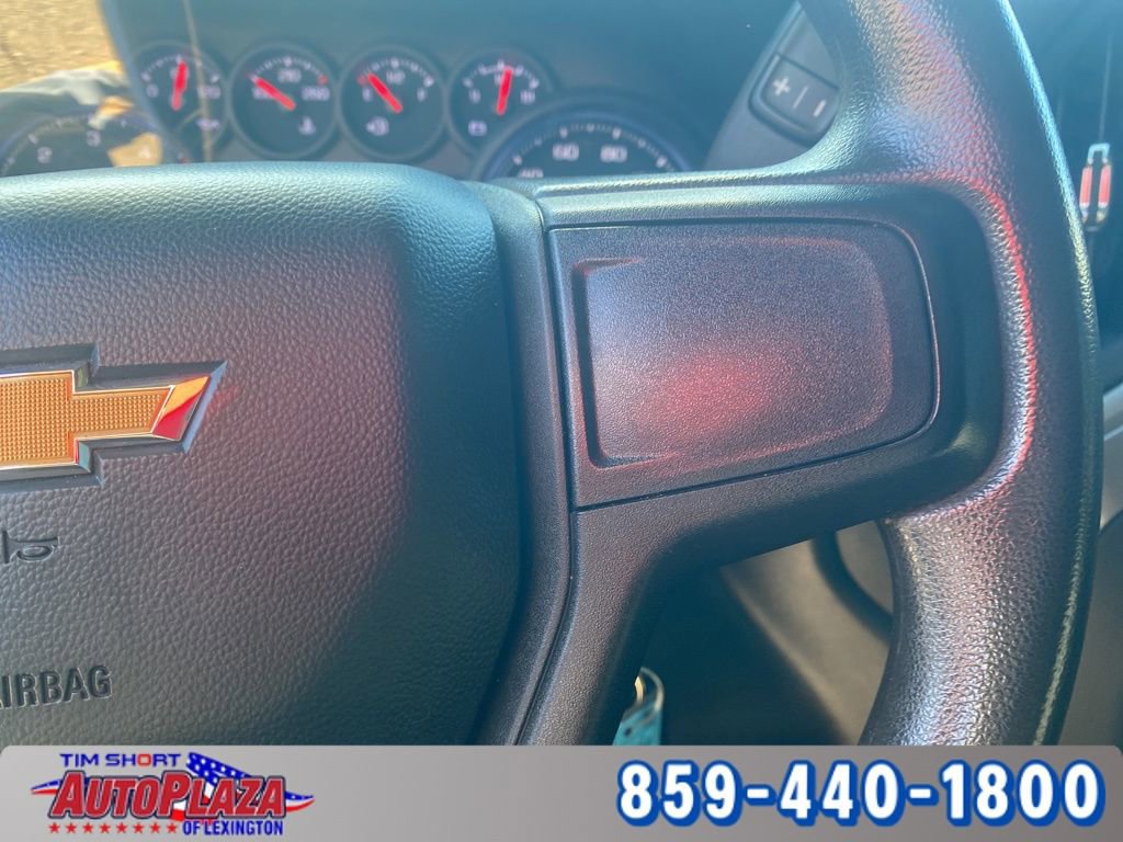 Used 2023 Chevrolet Silverado 2500 Custom w/ Custom Value Package image 17