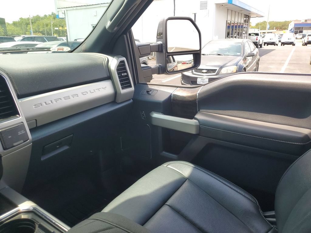 Used 2022 Ford F250 Lariat w/ Black Appearance Package AWD/4WD image 11