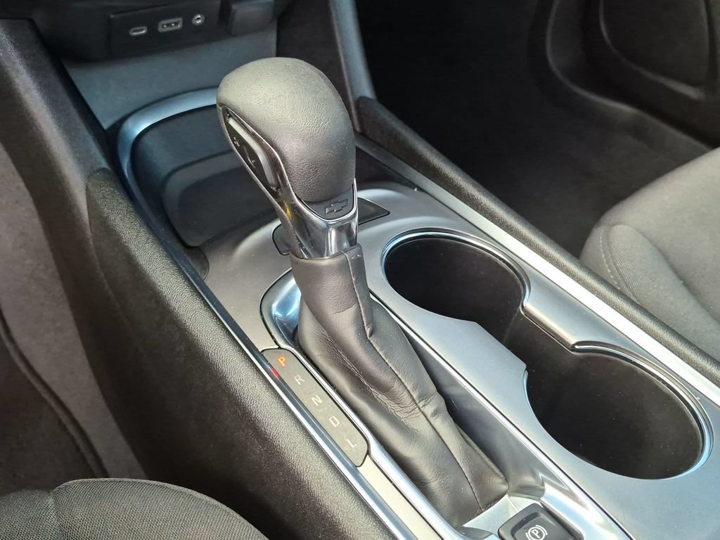 Used 2023 Chevrolet Malibu LT FWD image 25