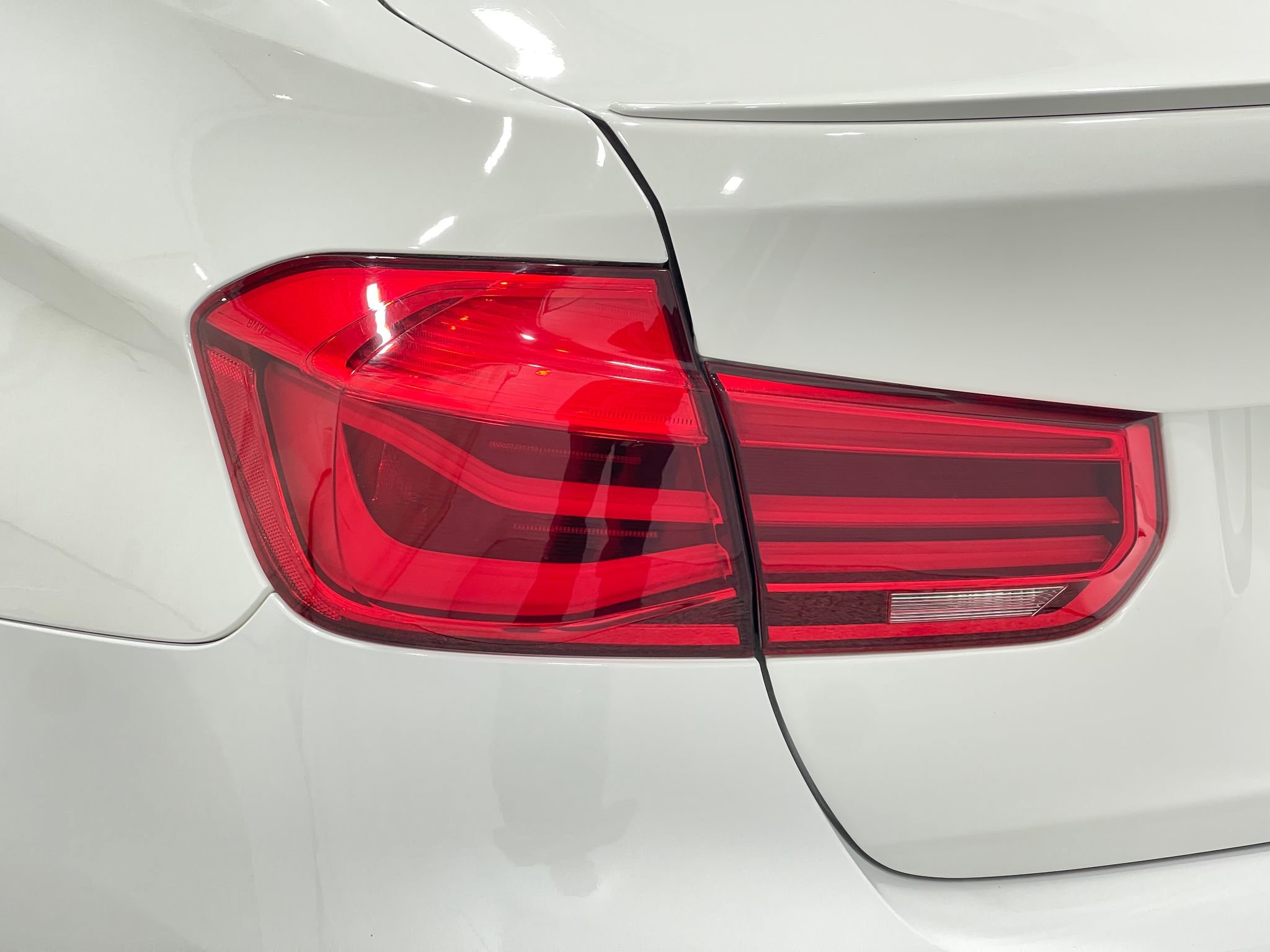 Used 2016 BMW M3 image 33