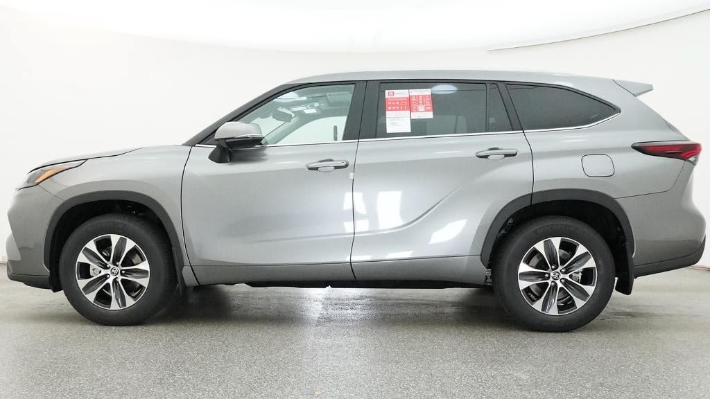 New 2026 Toyota Highlander XLE AWD/4WD image 19