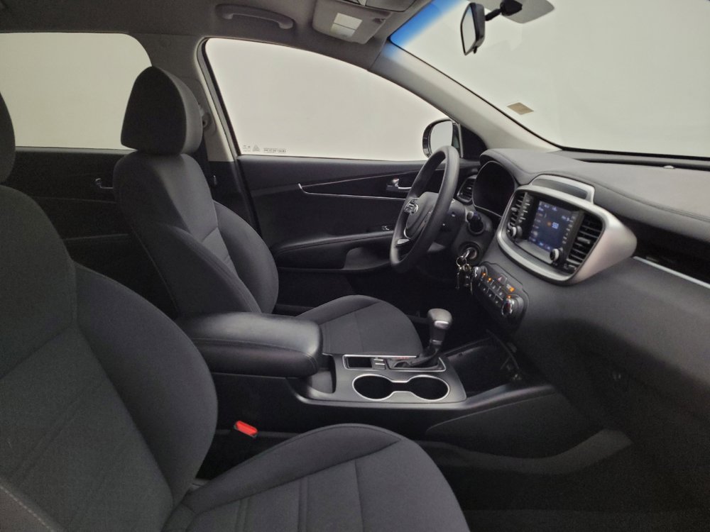 Used 2019 Kia Sorento LX image 21