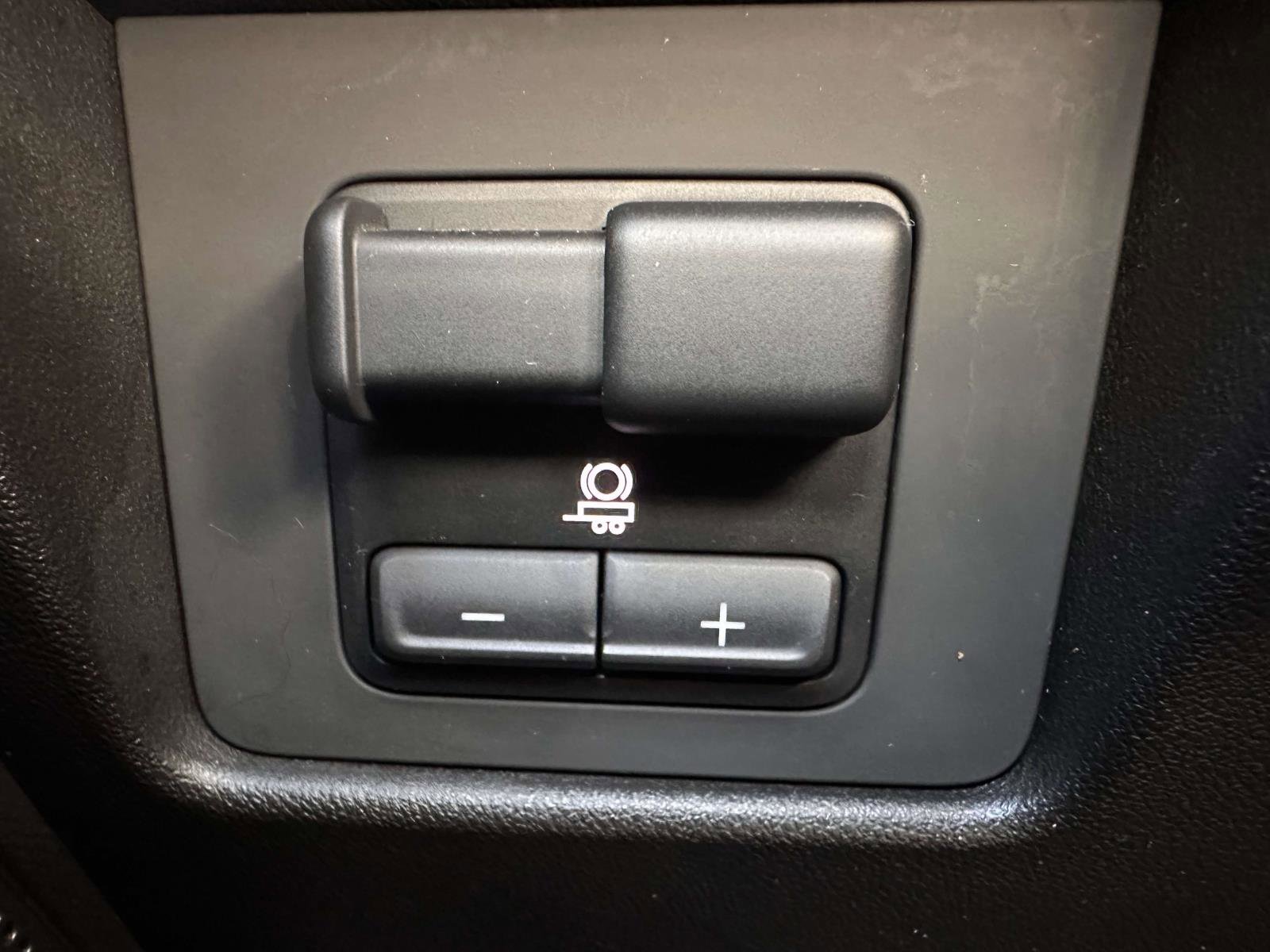 Used 2023 Chevrolet Colorado ZR2 w/ ZR2 Convenience Package III AWD/4WD image 20
