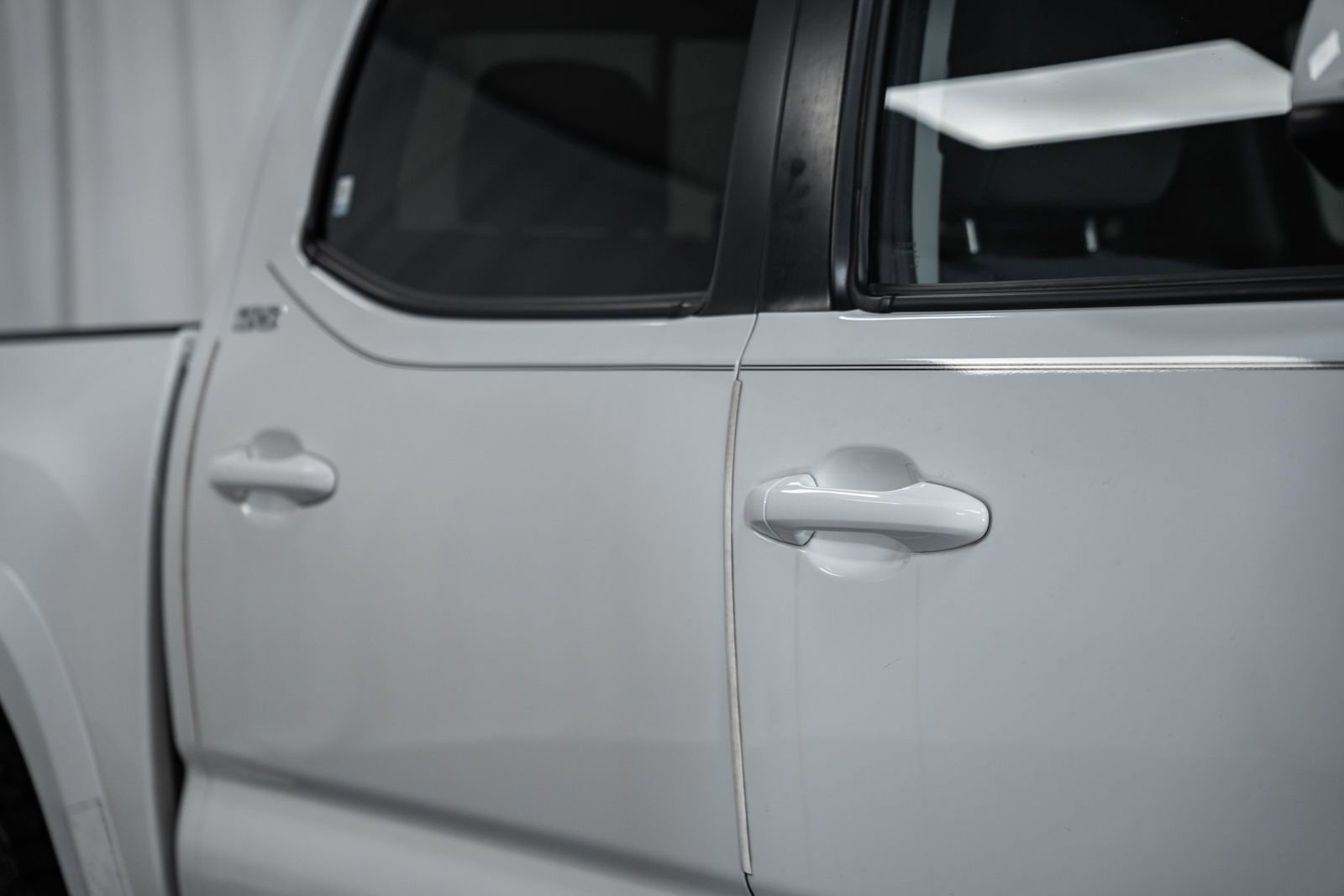 Used 2020 Toyota Tacoma SR5 image 21