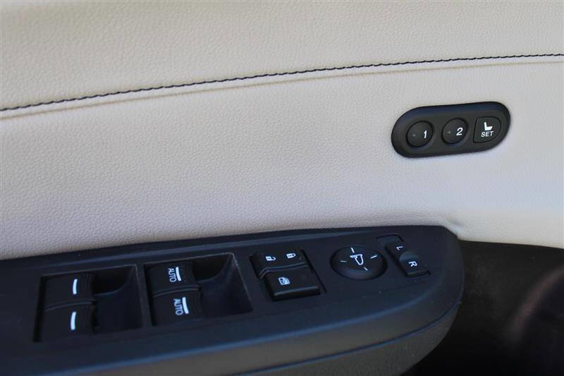 Used 2020 Acura ILX image 12