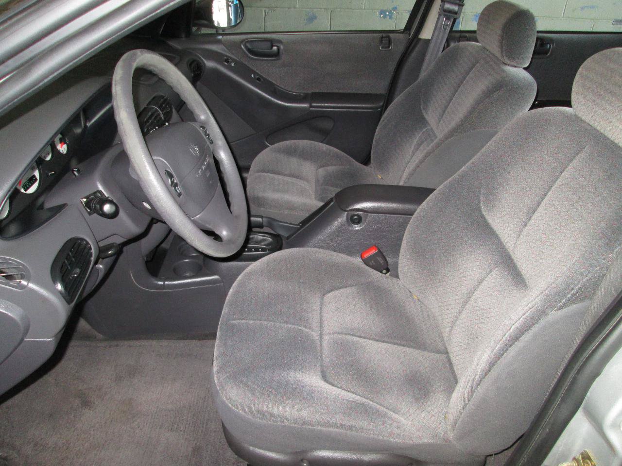Used 2000 Dodge Stratus SE FWD image 3