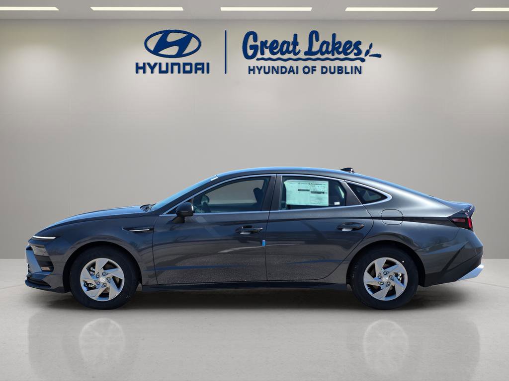 New 2026 Hyundai Sonata SE FWD image 2