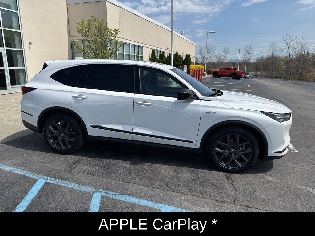 Used 2023 Acura MDX A-Spec image 3