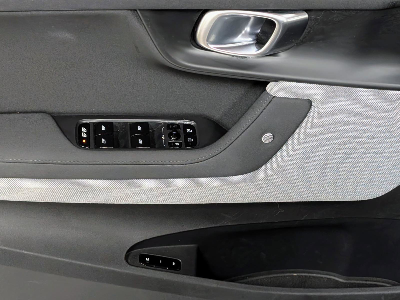 Used 2023 Polestar Polestar 2 Plus w/ Pilot Pack image 13