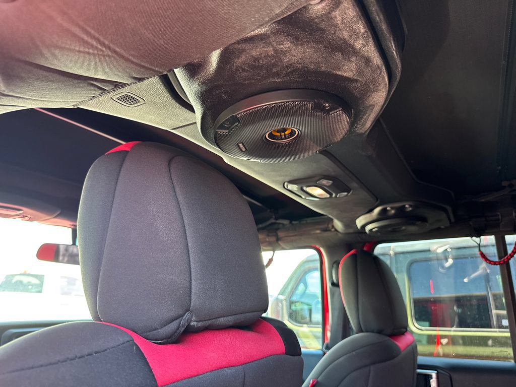 Used 2018 Jeep Wrangler Unlimited Sport S AWD/4WD image 11