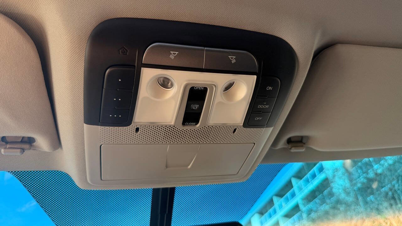 Used 2013 Acura MDX image 30