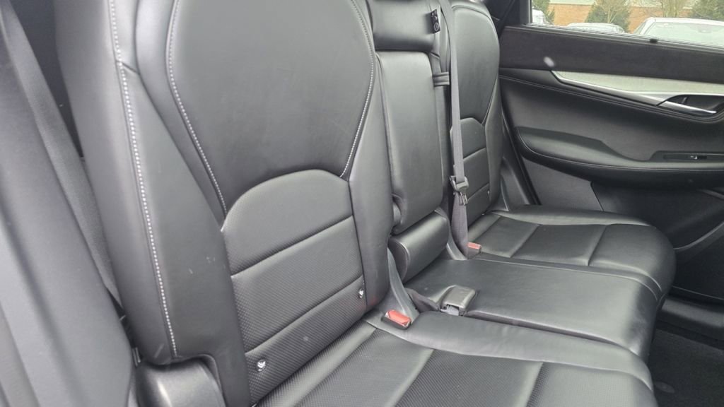Used 2019 INFINITI QX50 Essential w/ Sensory Package image 21