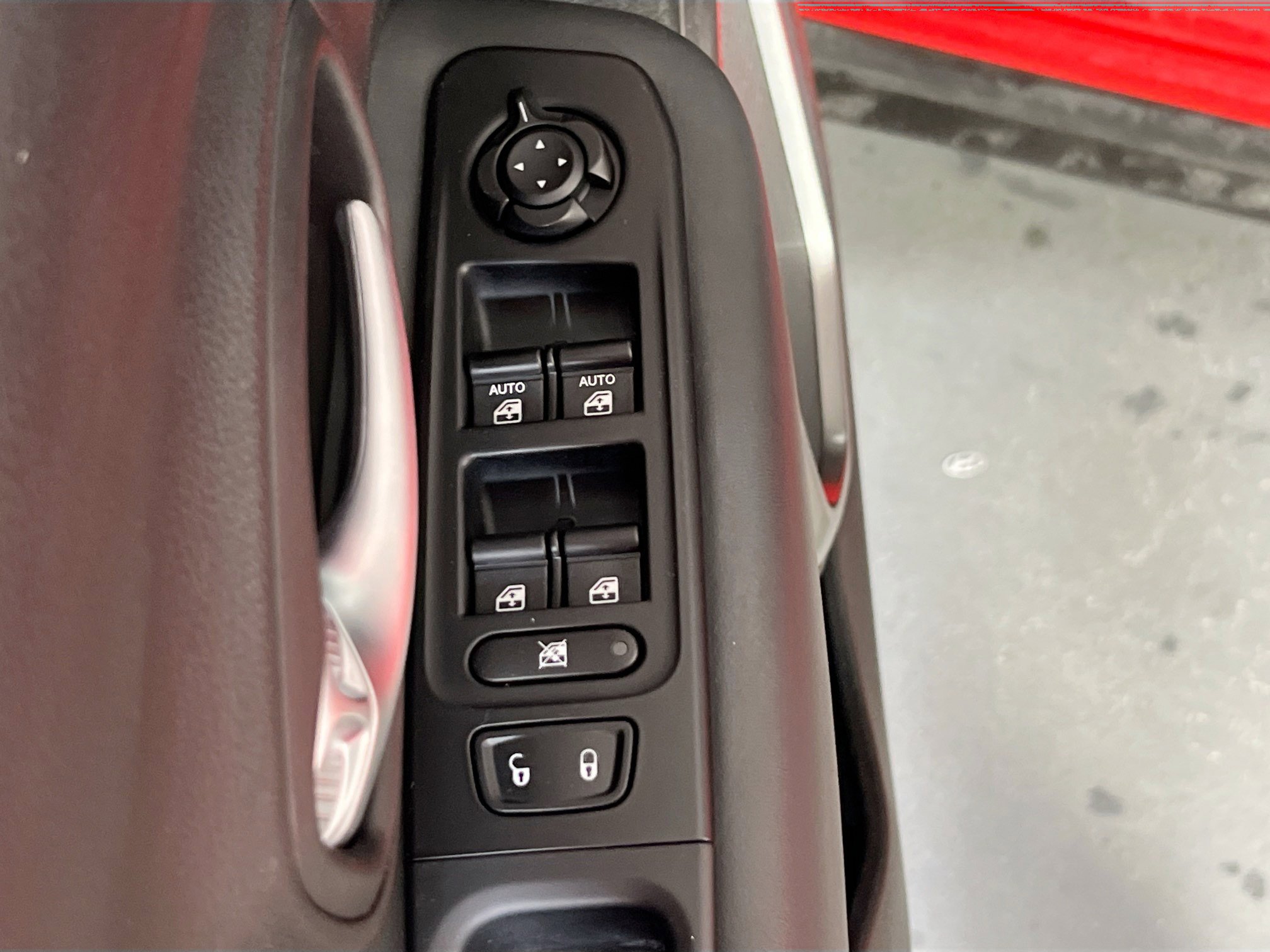 Used 2022 Jeep Renegade Latitude w/ Sun/Sound Group image 18