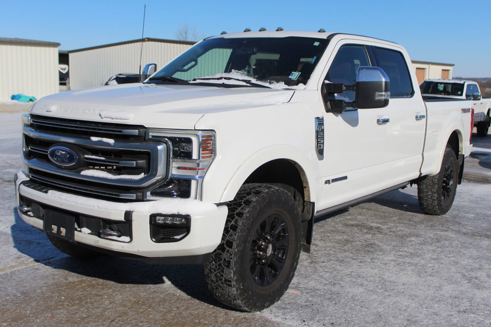 Used 2022 Ford F250 Platinum w/ Tremor Off-Road Package image 2