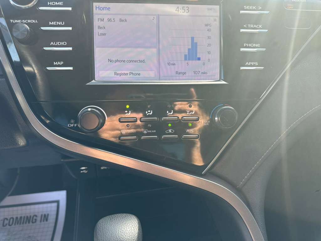 Used 2019 Toyota Camry LE FWD image 15