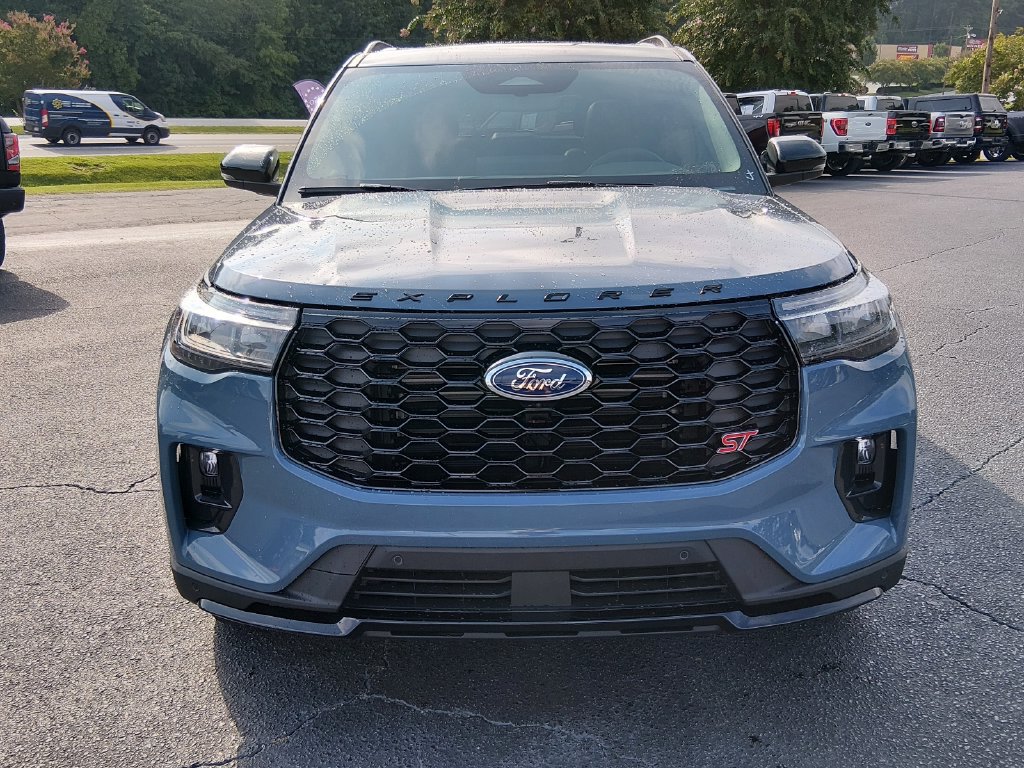 New 2026 Ford Explorer ST w/ Sun And Sound Package AWD/4WD image 9