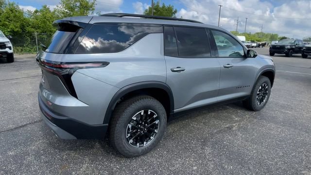 New 2026 Chevrolet Traverse Z71 w/ Driver Confidence Package AWD/4WD image 2