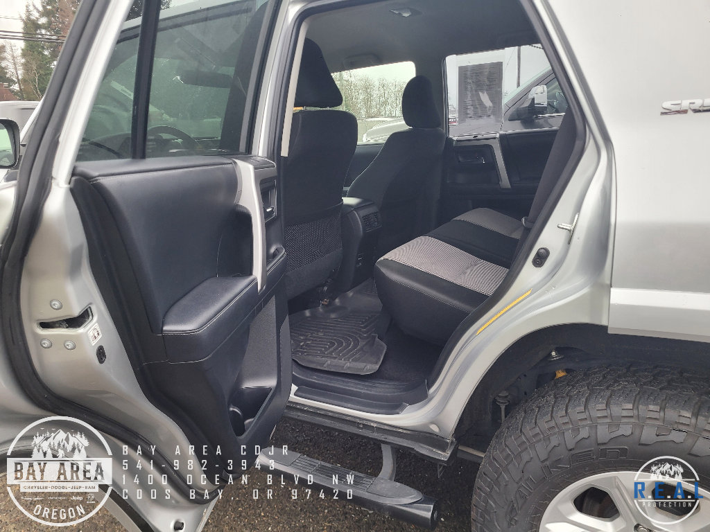 Used 2018 Toyota 4Runner 4WD image 17