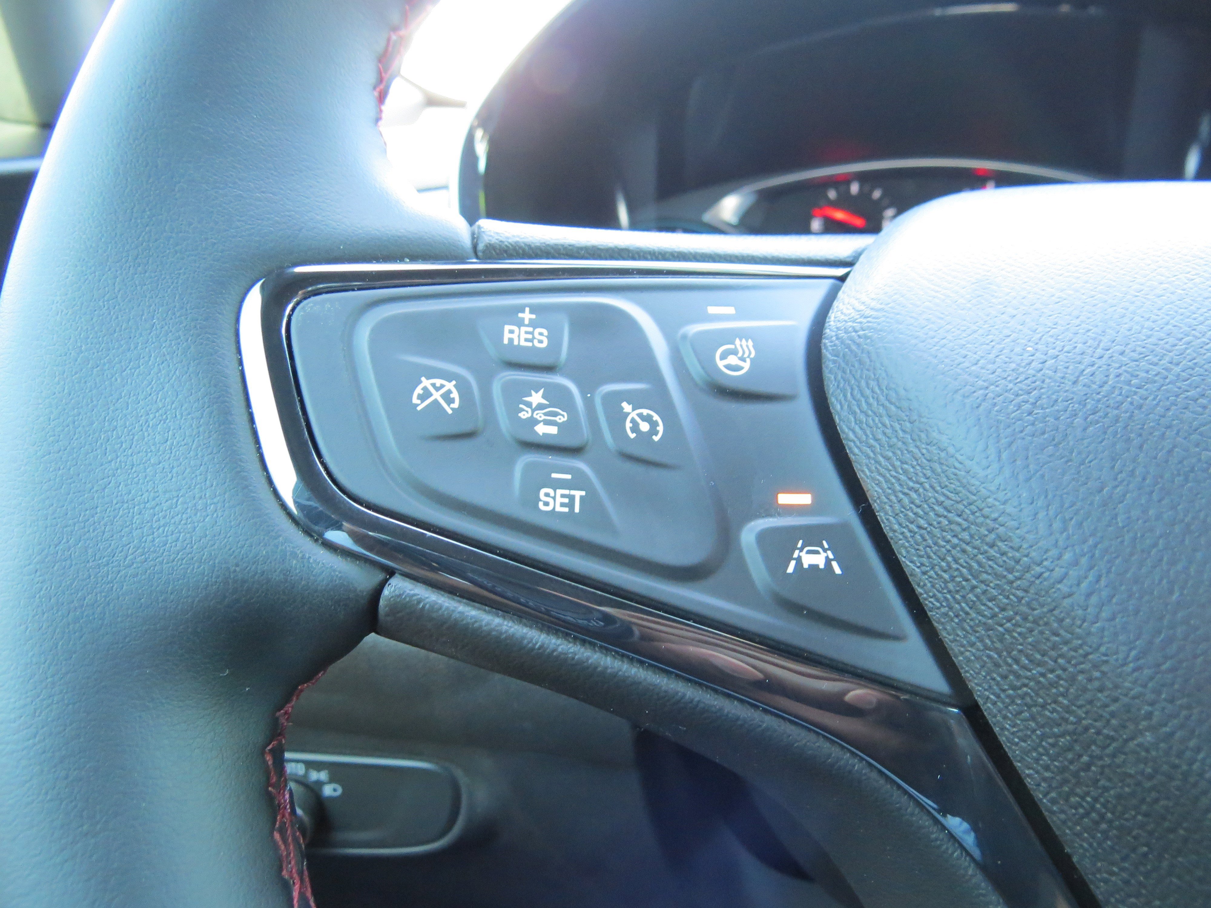 Certified 2024 Chevrolet Equinox RS image 21