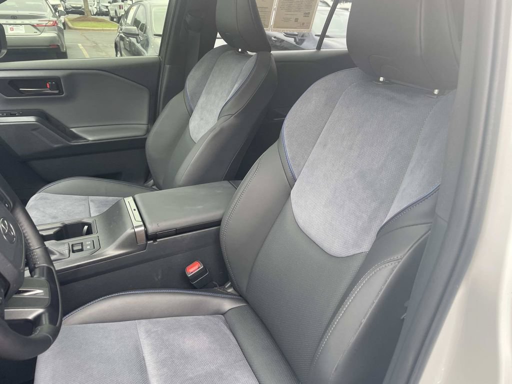 Used 2026 Toyota RAV4 XSE w/ Weather Package AWD/4WD image 25