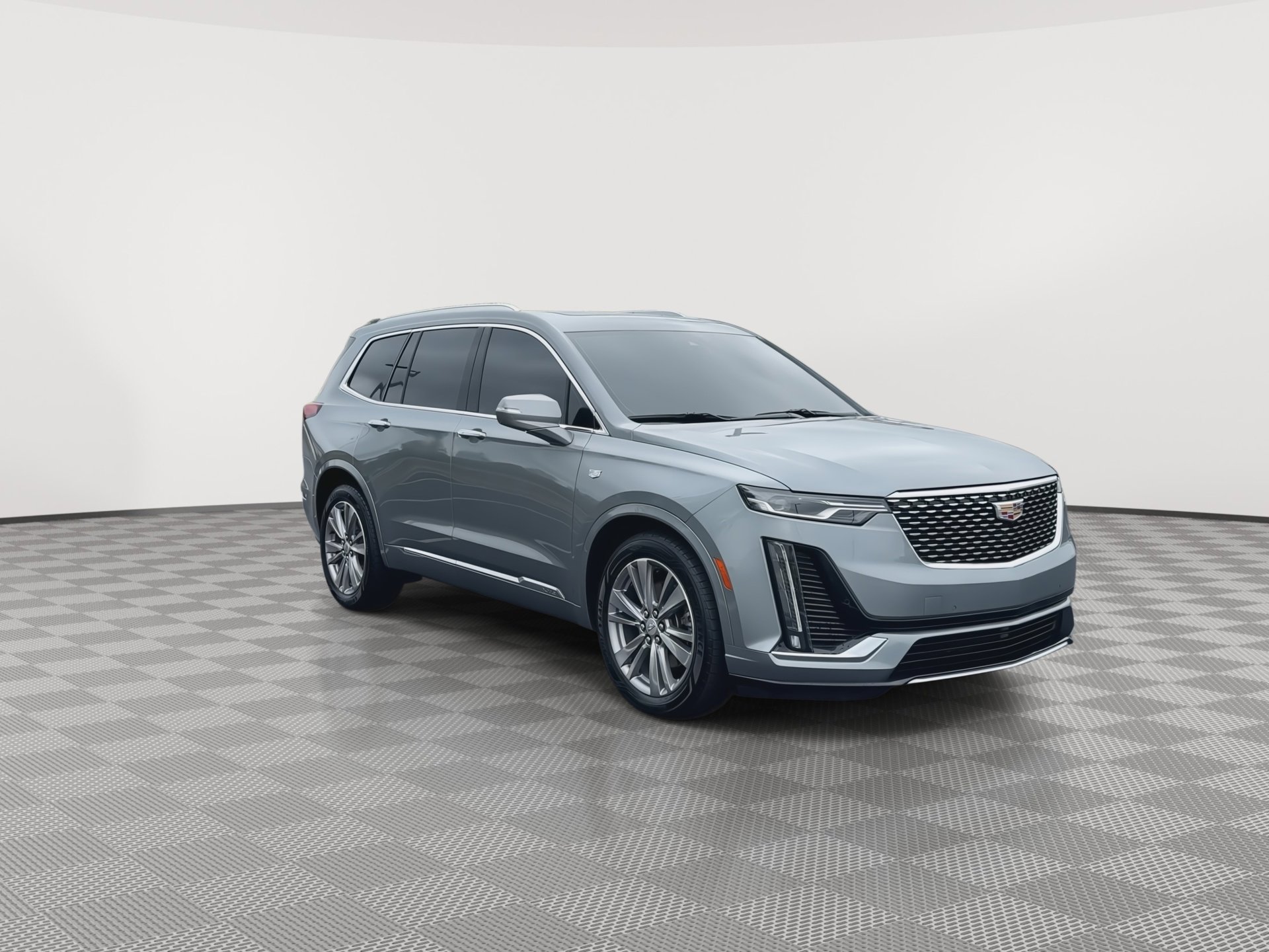 Certified 2023 Cadillac XT6 Premium Luxury FWD image 2
