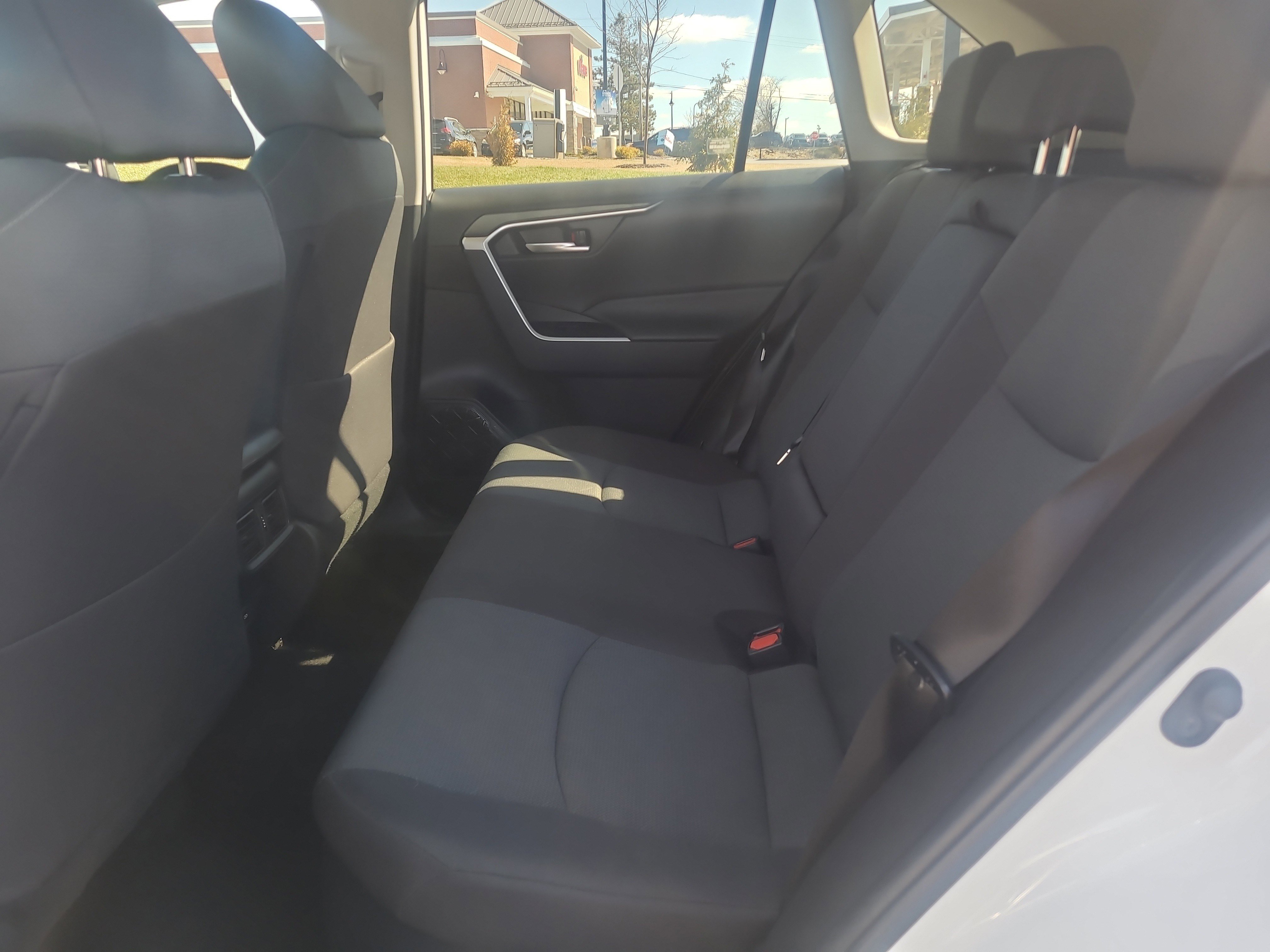 Certified 2025 Toyota RAV4 XLE image 27