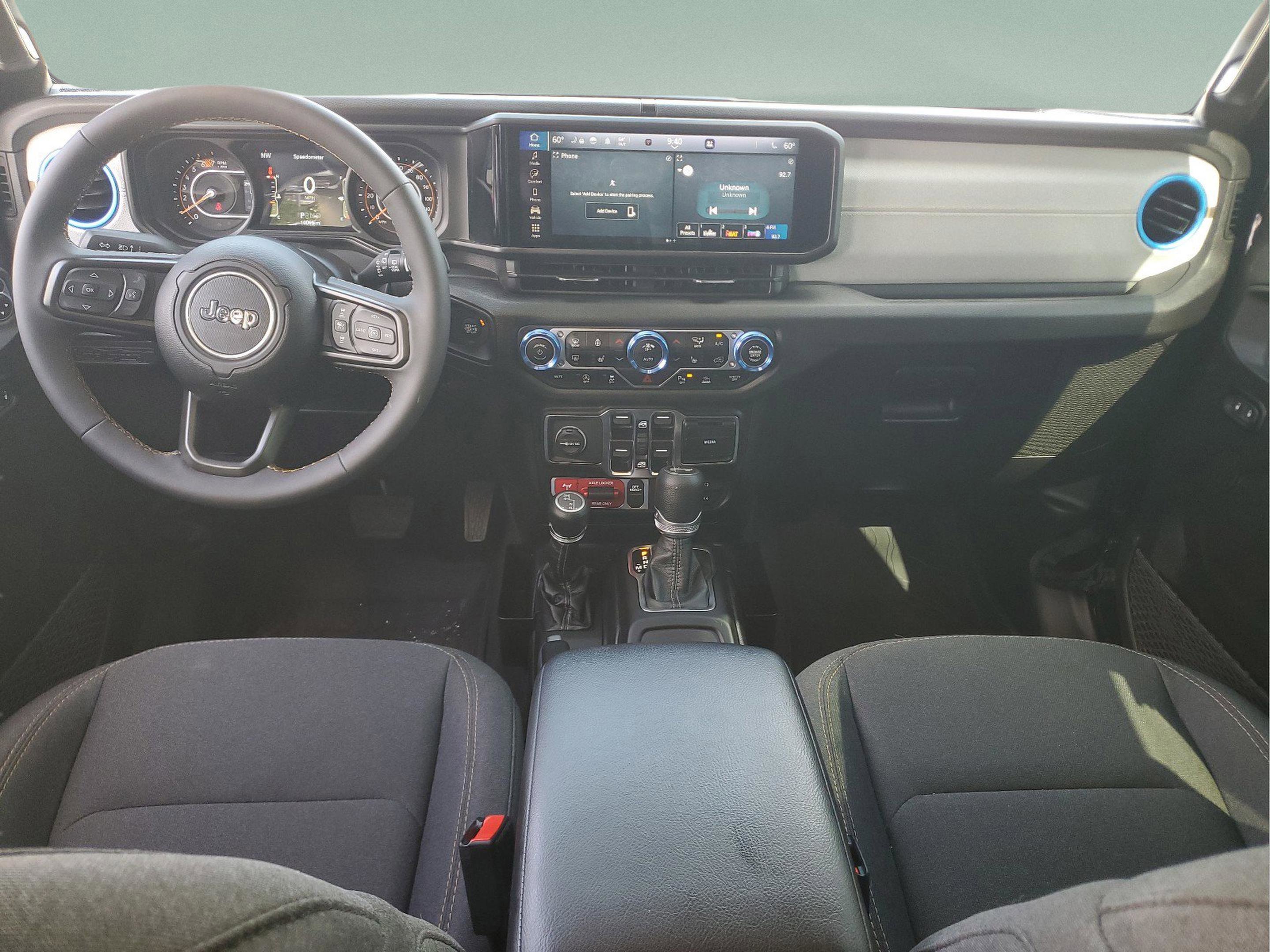 Used 2024 Jeep Wrangler Willys image 7