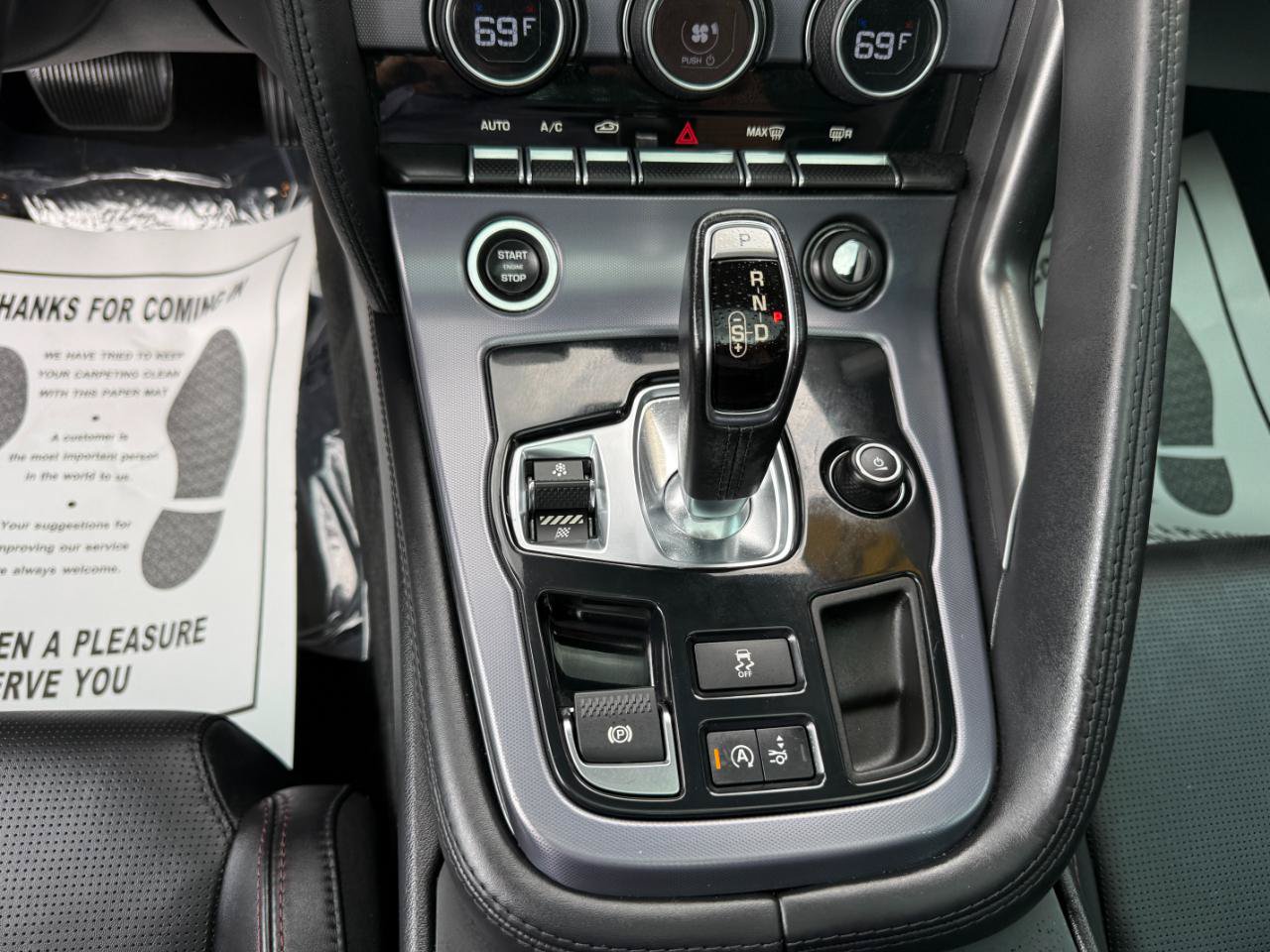 Used 2018 Jaguar F-TYPE Coupe RWD image 26