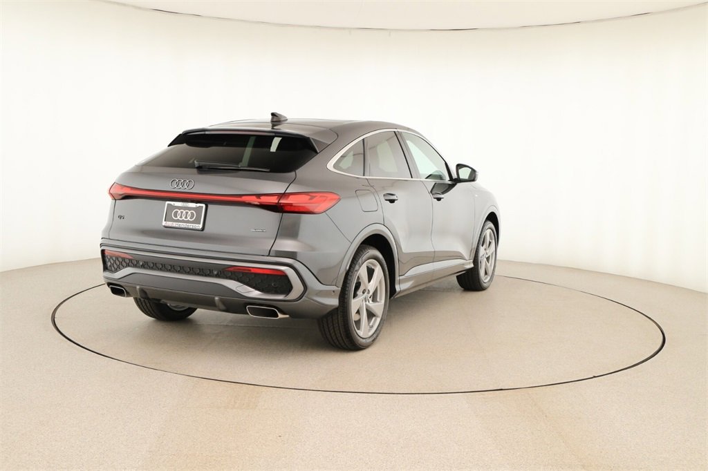 New 2025 Audi Q5 Prestige image 6