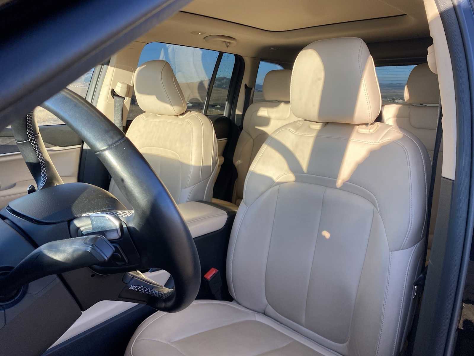 Certified 2022 Jeep Grand Cherokee Limited image 18